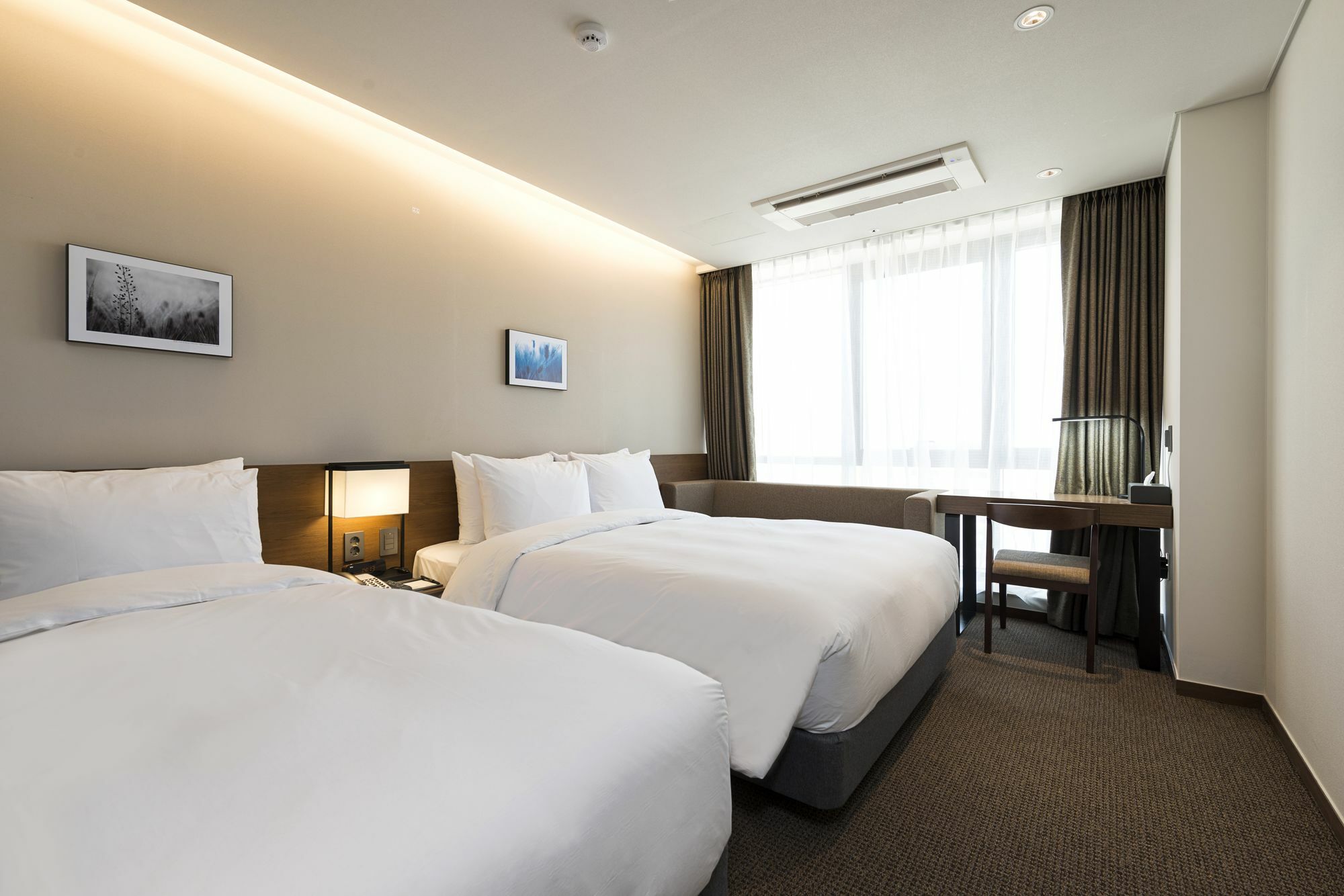 Ramada Encore By Wyndham Busan Haeundae Exteriör bild